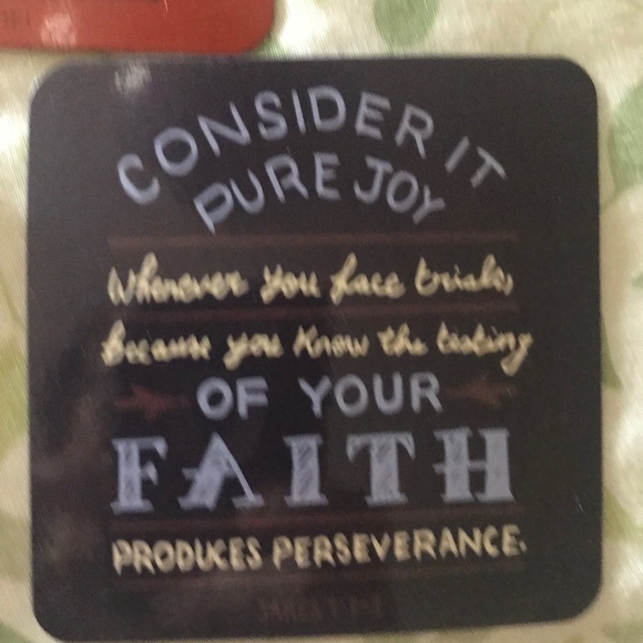 🔴FREE WITH PURCHASE!! NWT Set of 3 Faith Magnets - Picture 2 of 7